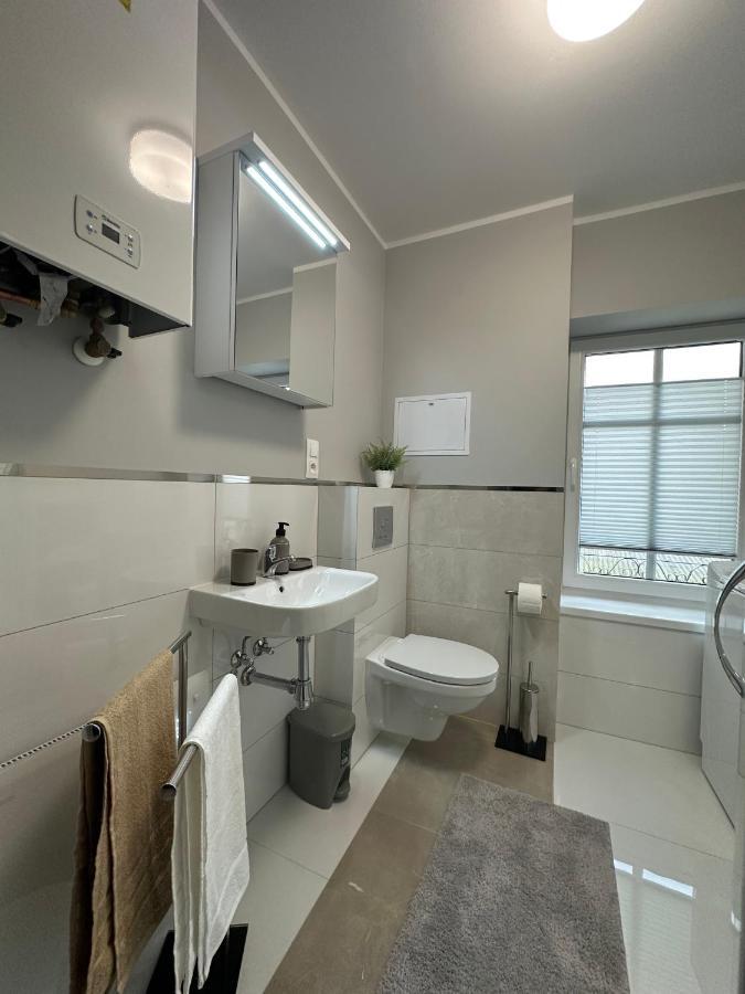Apartament Przy Cieplickich Tezniach Jelenia Góra Eksteriør bilde