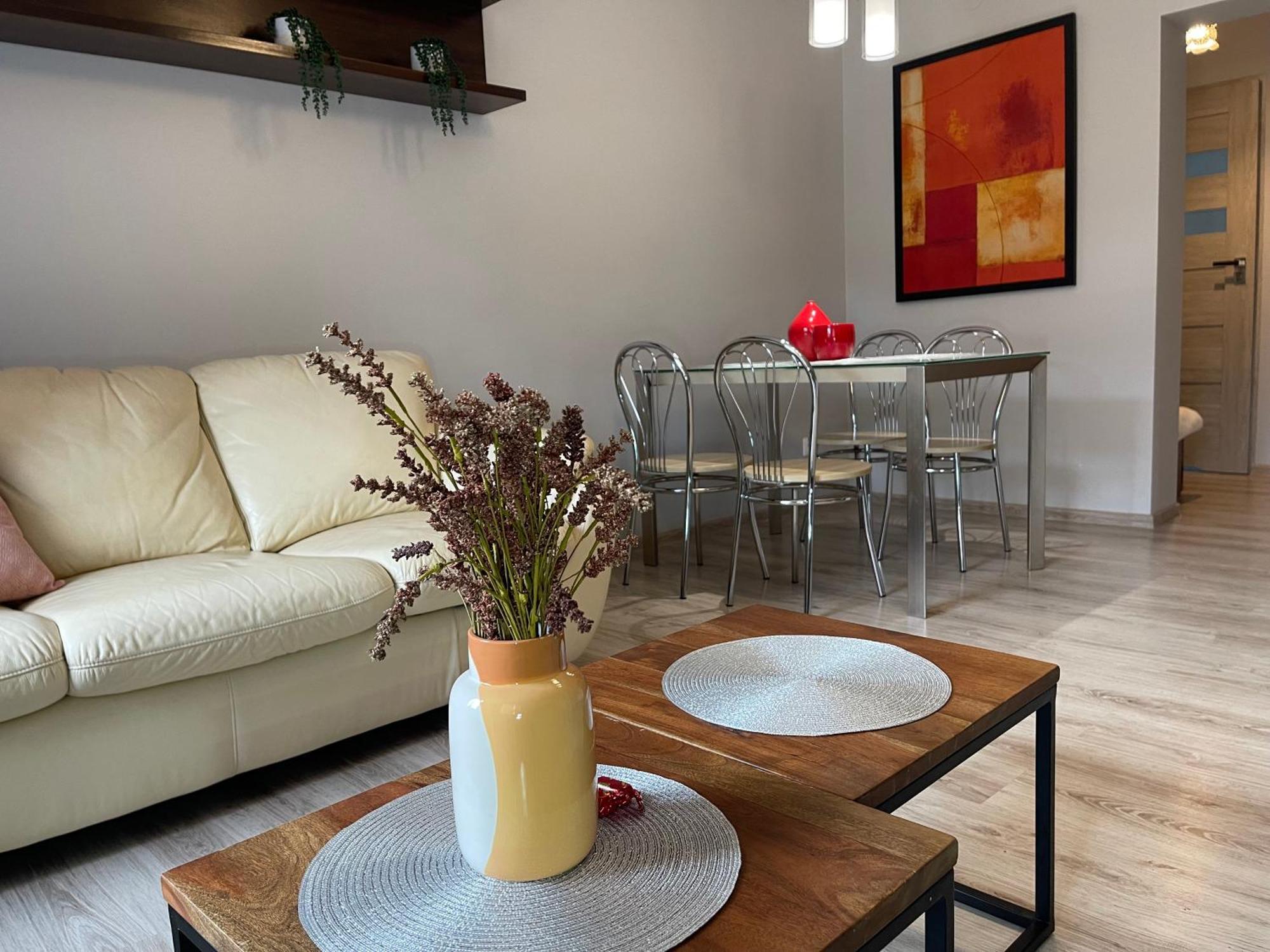Apartament Przy Cieplickich Tezniach Jelenia Góra Eksteriør bilde