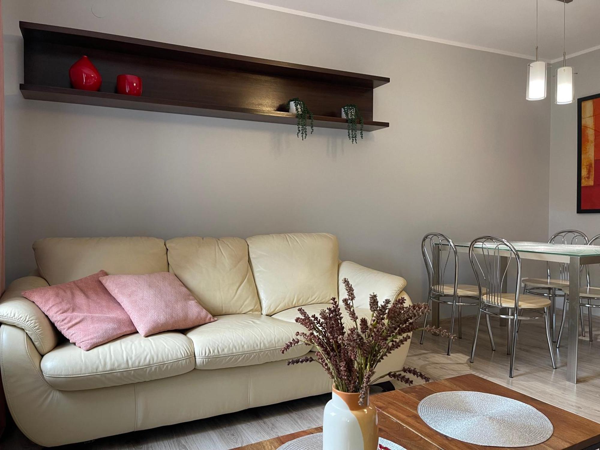 Apartament Przy Cieplickich Tezniach Jelenia Góra Eksteriør bilde